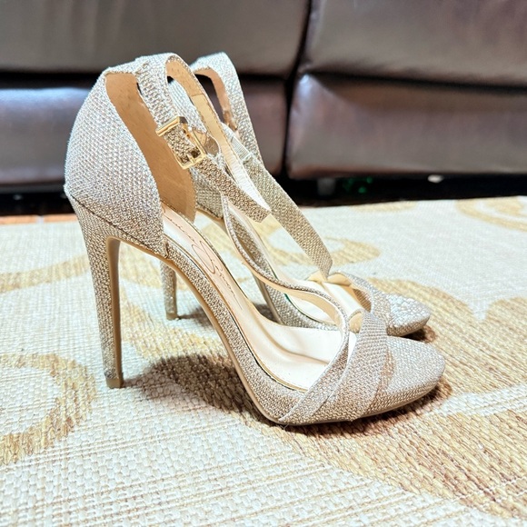 JESSICA SIMPSON gold sparkly heels, size 7 women's, euro 37 - Picture 1 of 13